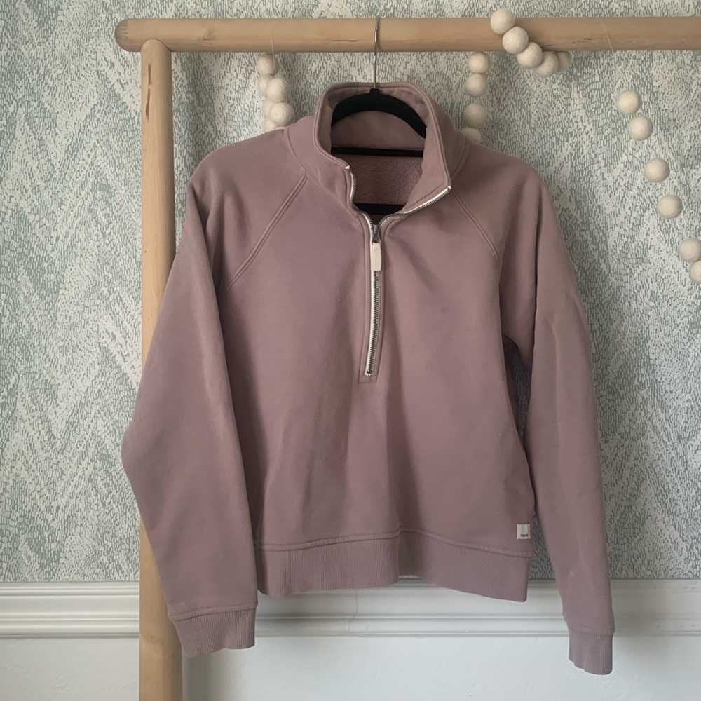 Vuori half-zip pull over sweater
